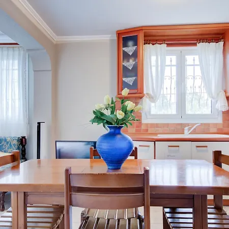 Villa Private 6-bdrm With Garden 150m To Paradisos