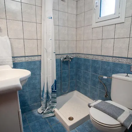 Private 6-bdrm With Garden 150m To *