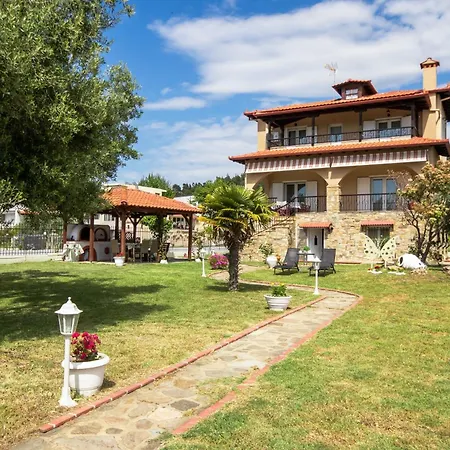 Villa Private 6-bdrm With Garden 150m To Paradisos