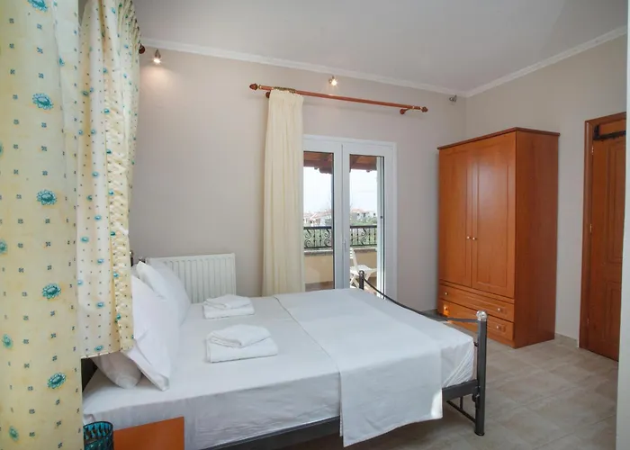 Villa Azure Bay By Rentalspro - Neos Marmaras Halkidiki *